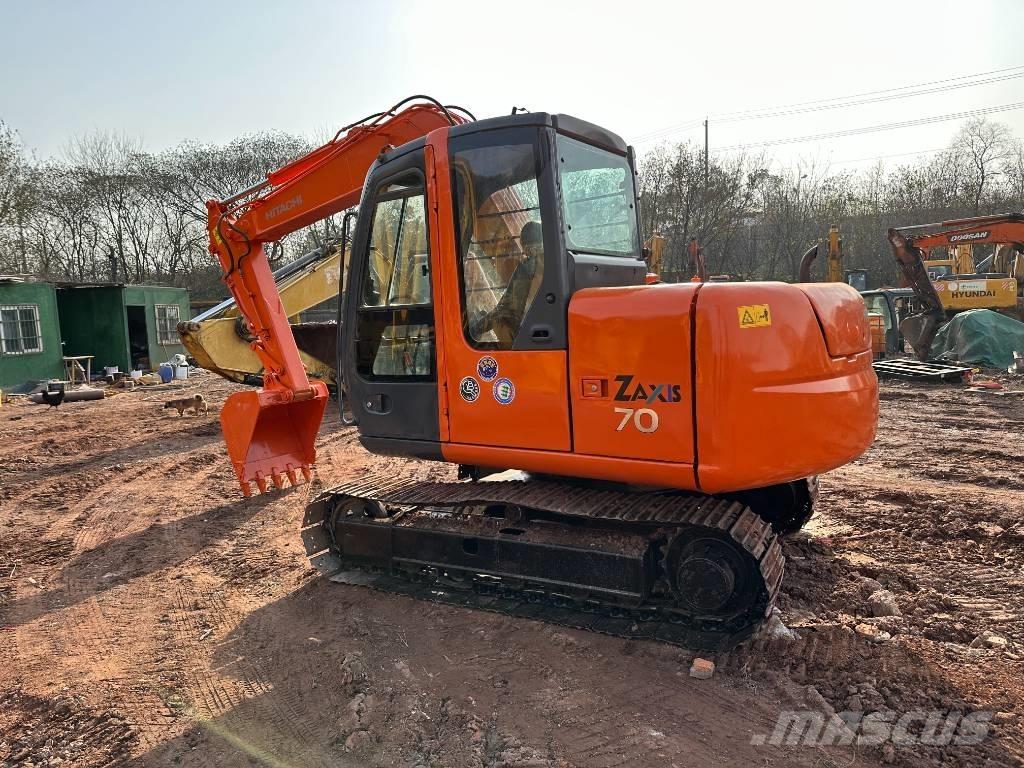 Hitachi ZX 70 中型油圧ショベル 7ｔ-12ｔ（ユンボ・パワーショベル・バックホー）