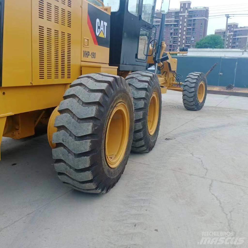 CAT 140 K モーターグレーダー