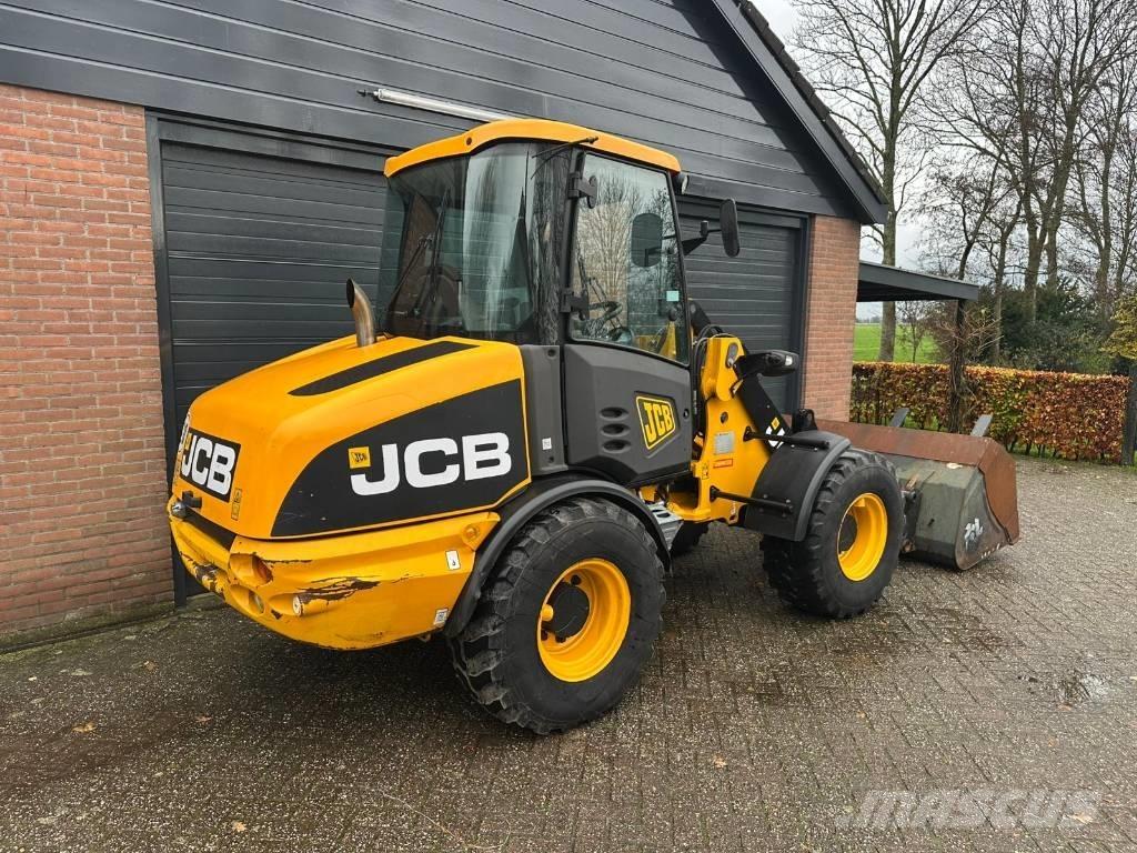 JCB 406 ホイールローダー・タイヤショベル