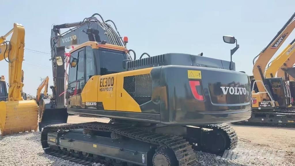 Volvo EC 300 D L 大型油圧ショベル12t以上（パワーショベル・ユンボ）