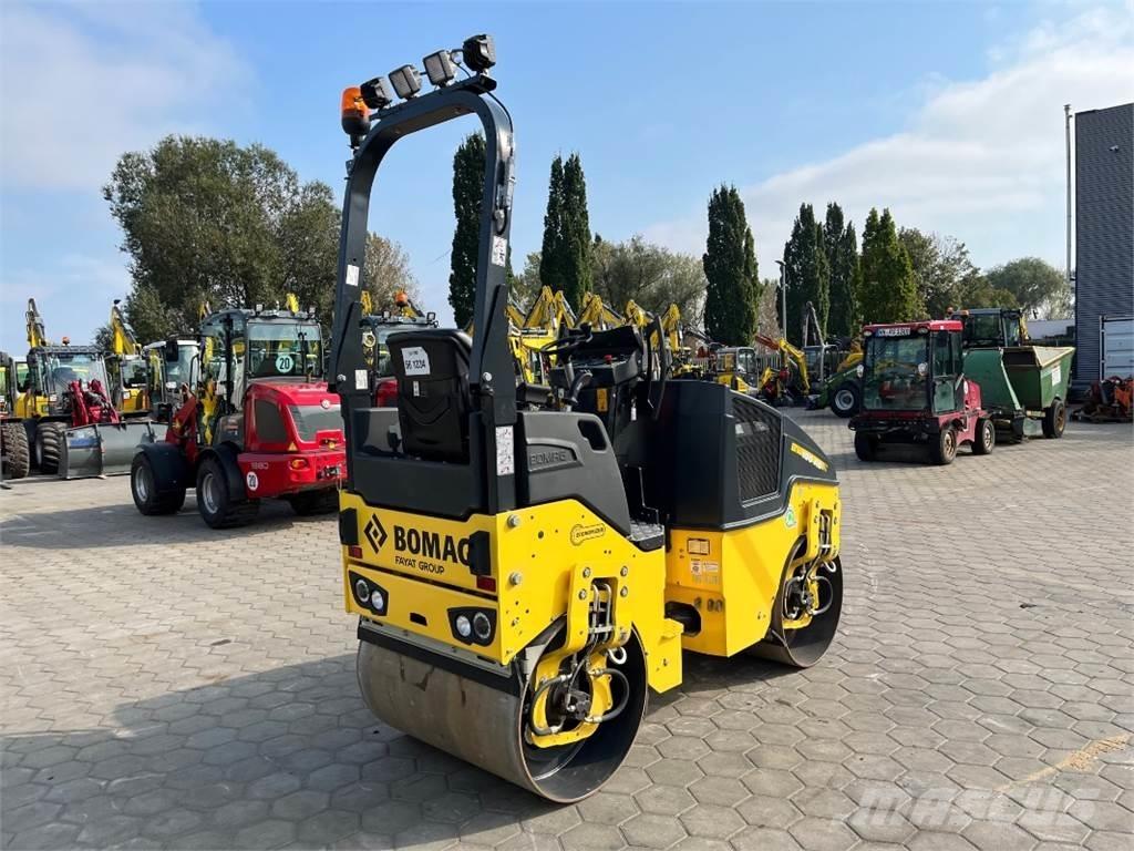 Bomag BW100AD-5 振動ローラ