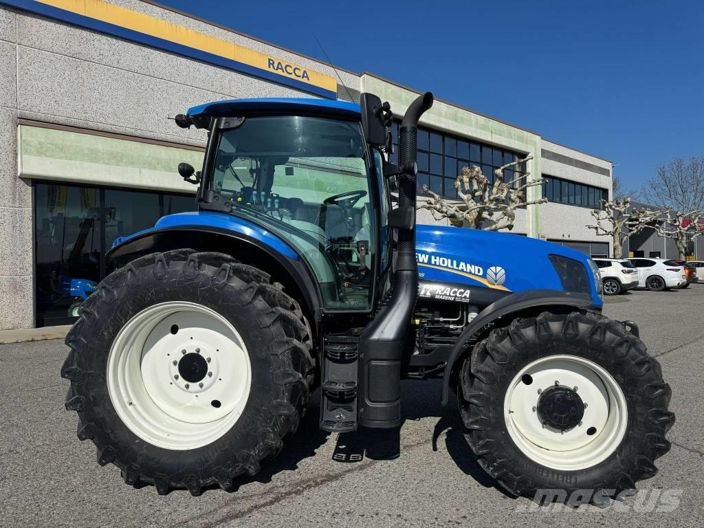 New Holland T 6.155 トラクター
