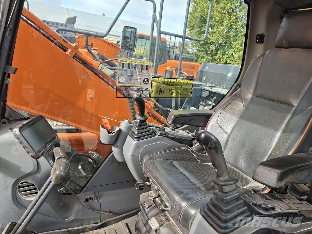 Doosan DX140LC-7 大型油圧ショベル12t以上（パワーショベル・ユンボ）
