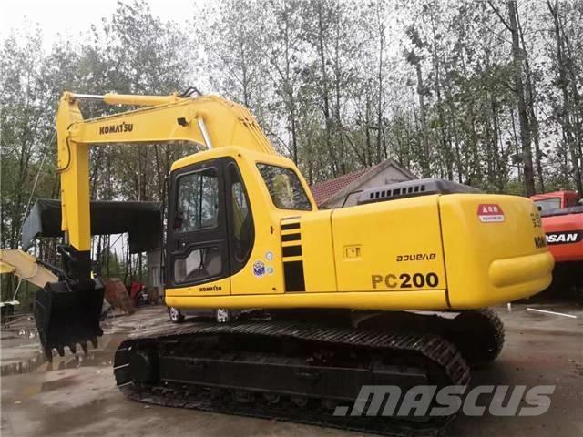 Komatsu pc200-6 大型油圧ショベル12t以上（パワーショベル・ユンボ）
