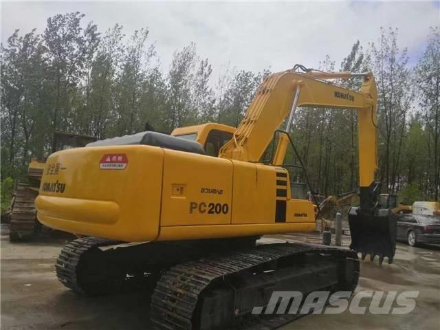 Komatsu pc200-6 大型油圧ショベル12t以上（パワーショベル・ユンボ）