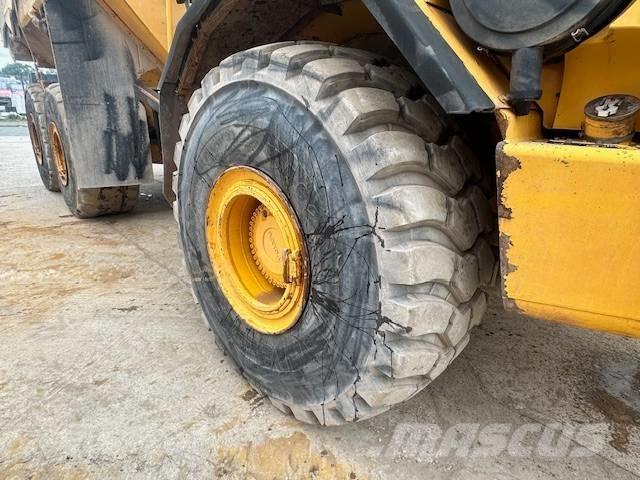 Volvo A 40 D アーティキュレート式ダンプトラック