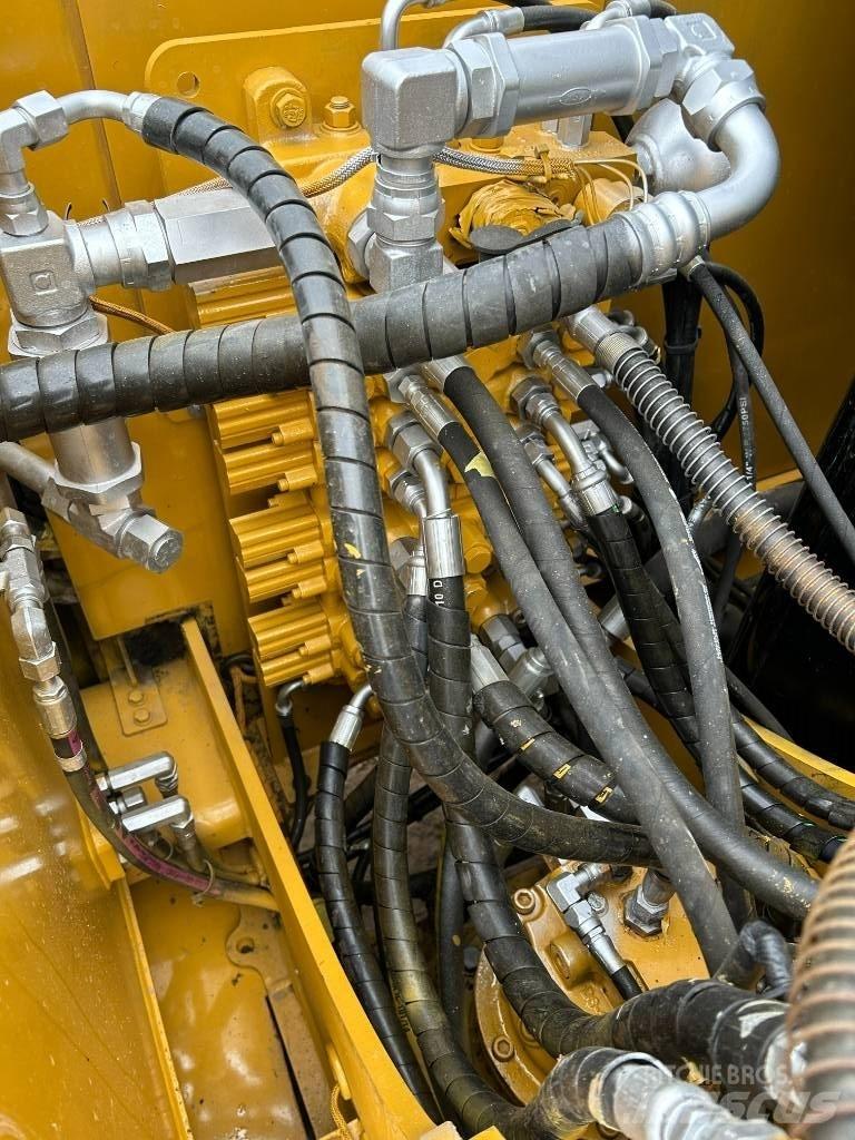 CAT 308E2 大型油圧ショベル12t以上（パワーショベル・ユンボ）