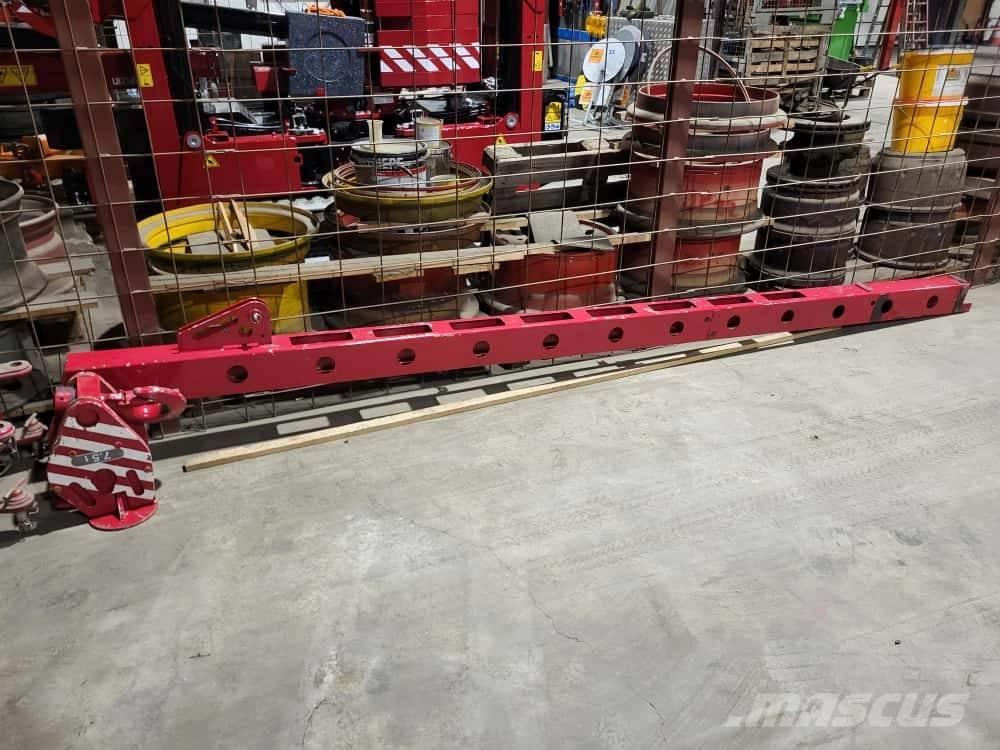 Unic B-775 ミニクレーン