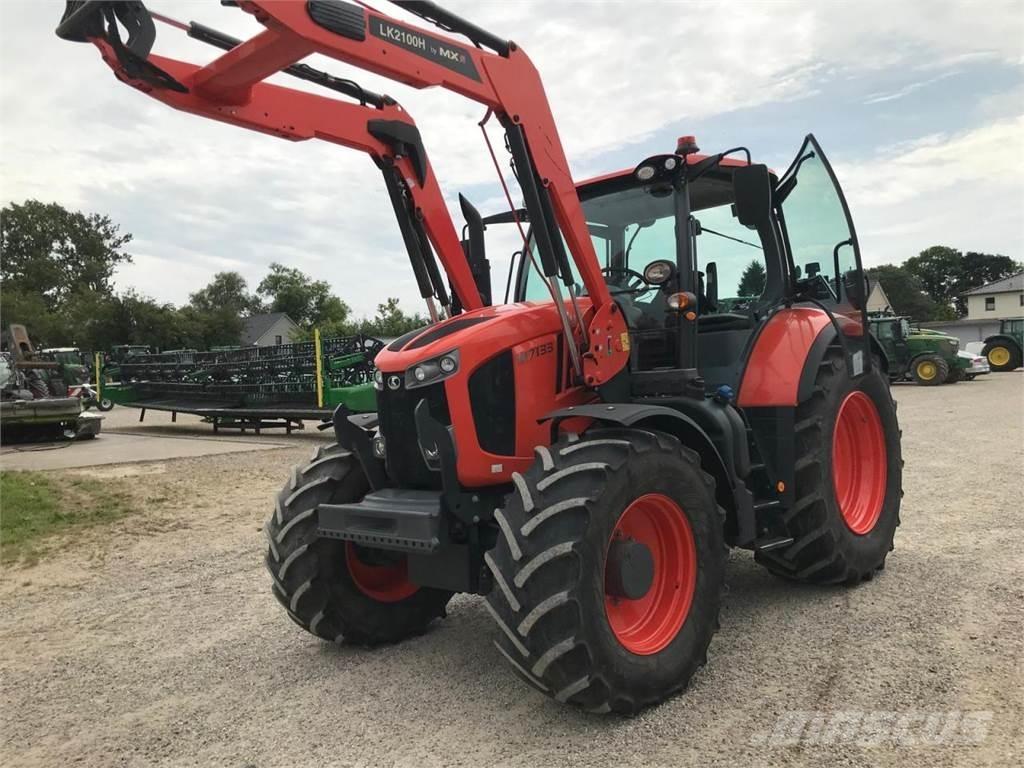 Kubota M7133 トラクター