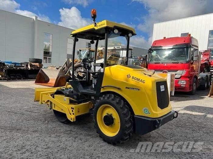 Bomag BW 124 PDH-5 その他耕運機とアクセサリー・アタッチメント