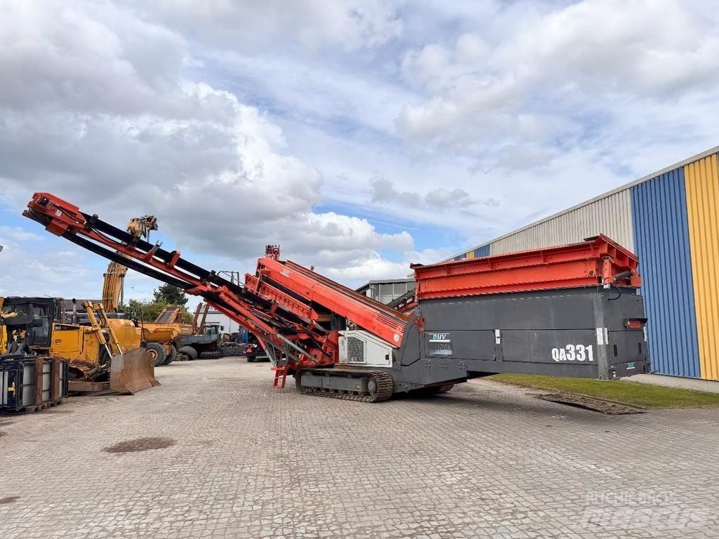Sandvik QA331 NVT 自走式スクリーン