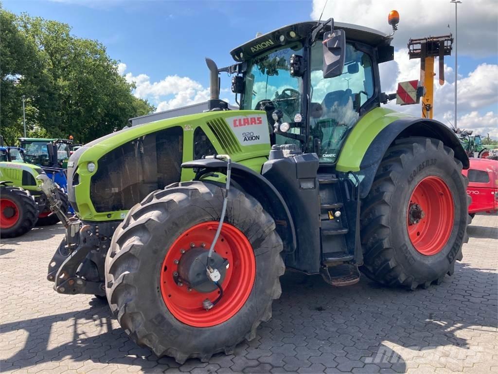 CLAAS Axion 920 トラクター