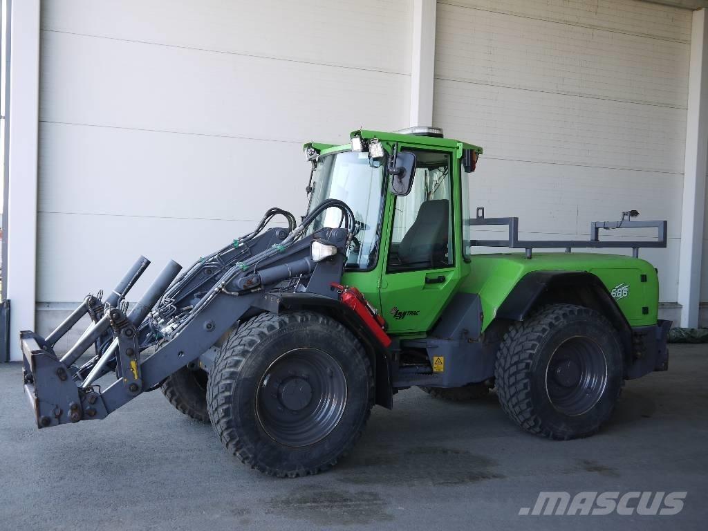 LM Trac 686 ホイールローダー・タイヤショベル