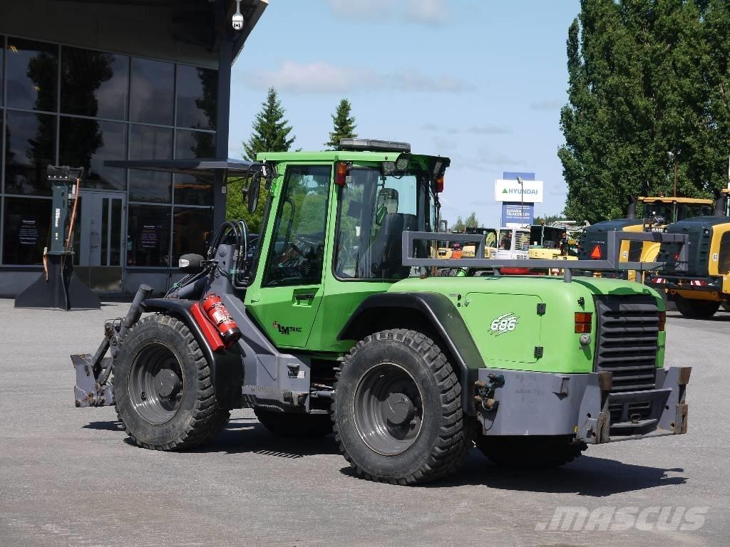 LM Trac 686 ホイールローダー・タイヤショベル