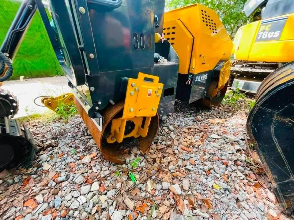CAT 303 ミニ油圧ショベル 7t以下（ミニユンボ・ミニディガー）