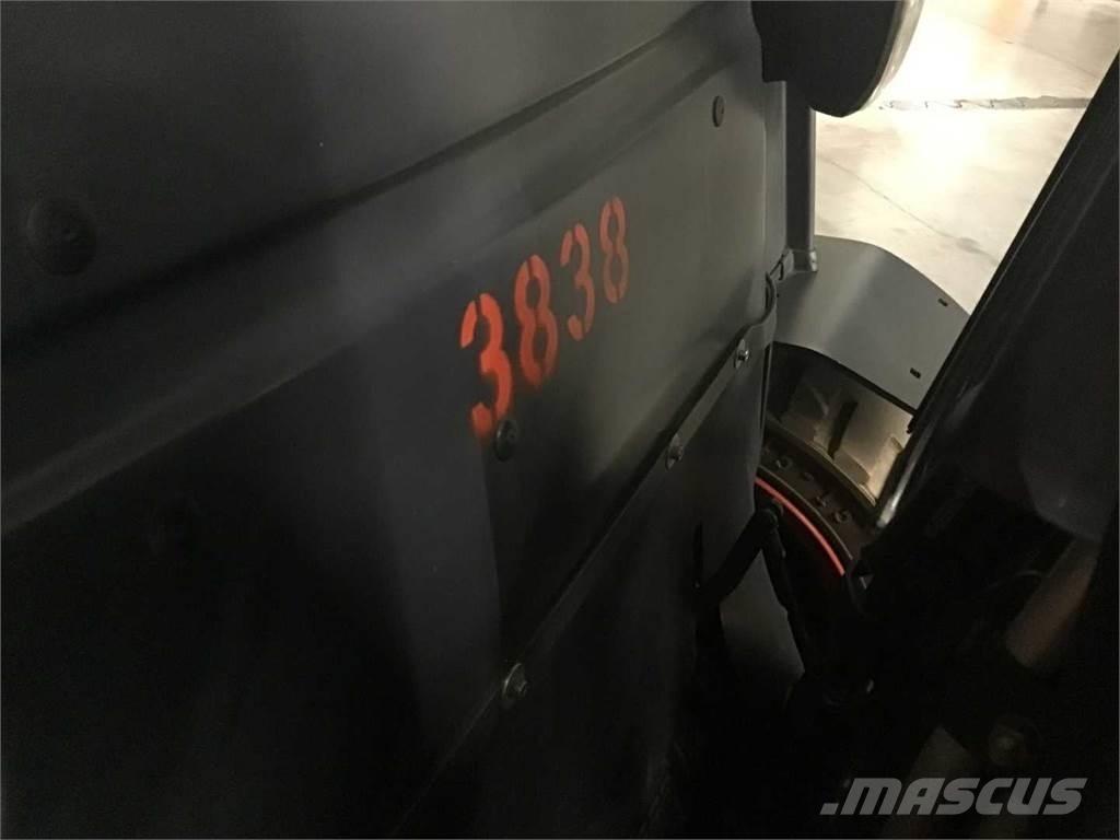 Linde E40/600HL バッテリーフォークリフト