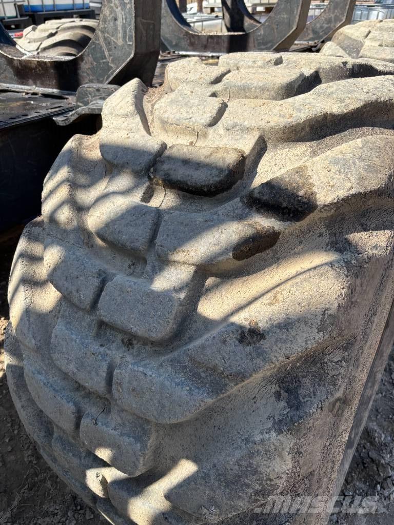 Ponsse BUFFALO AF 8W フォワーダー