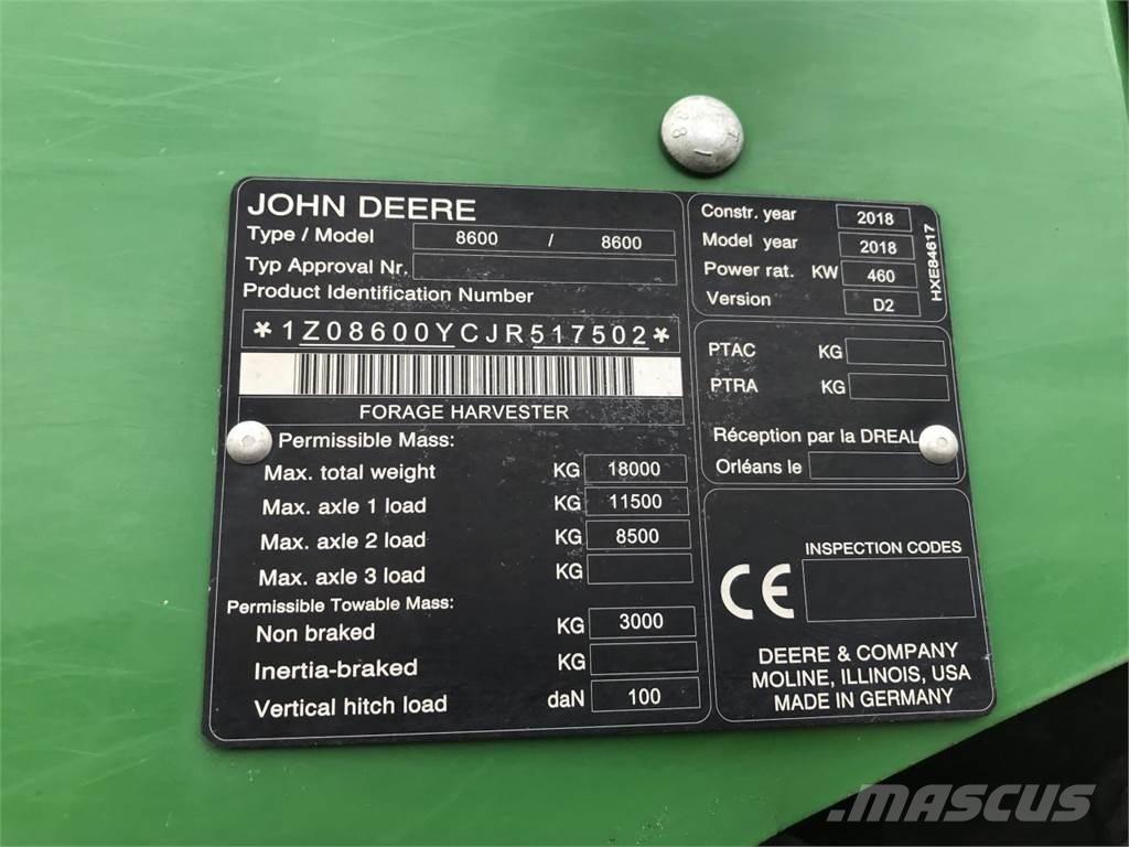John Deere 8600 自走式フォレージハーベスター