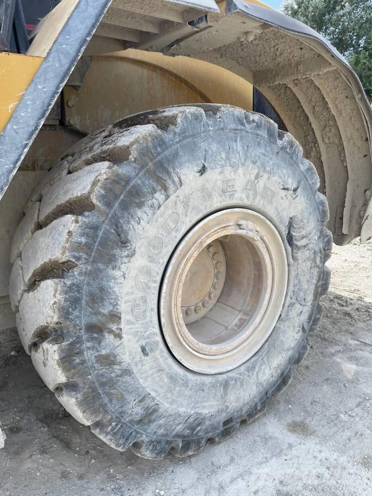 CAT 966 G ホイールローダー・タイヤショベル