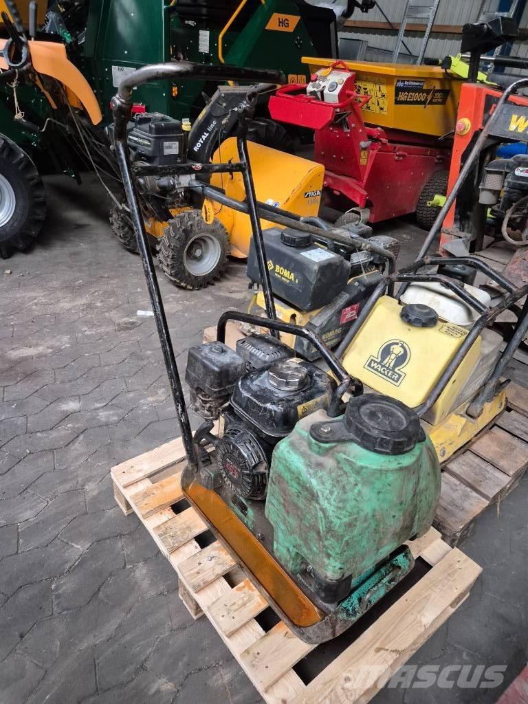 Mikasa MVC-F60 プレートコンパクター