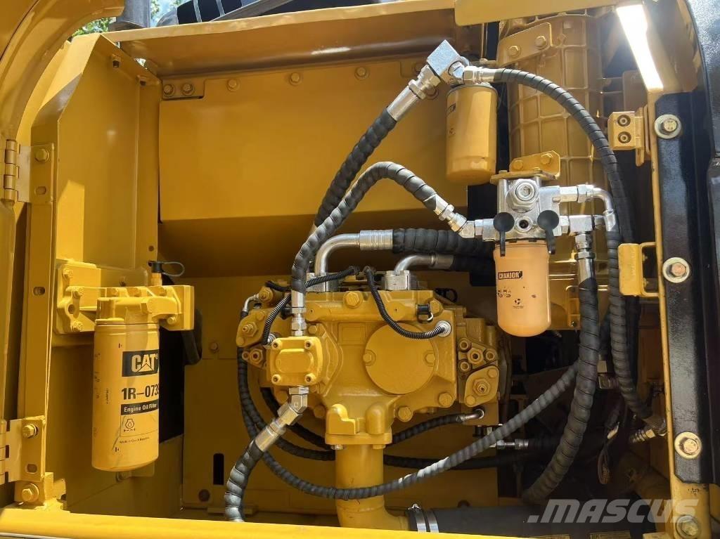 CAT 323 D L 大型油圧ショベル12t以上（パワーショベル・ユンボ）