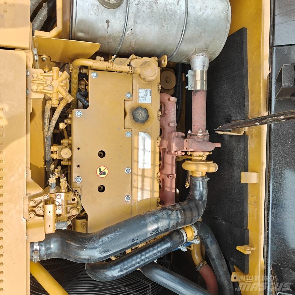 CAT 323 D L 大型油圧ショベル12t以上（パワーショベル・ユンボ）