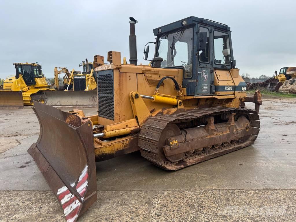 Komatsu D 58 E-1 ブルドーザー