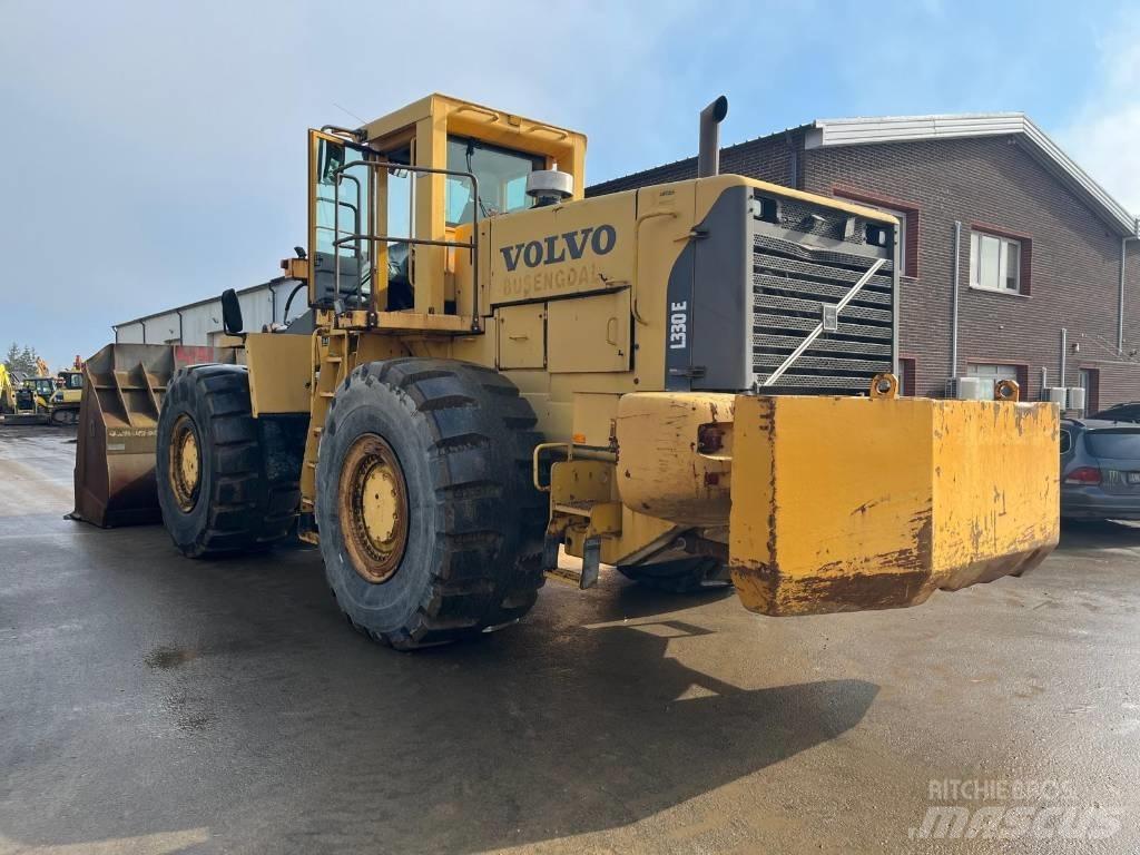 Volvo L 330 E ホイールローダー・タイヤショベル