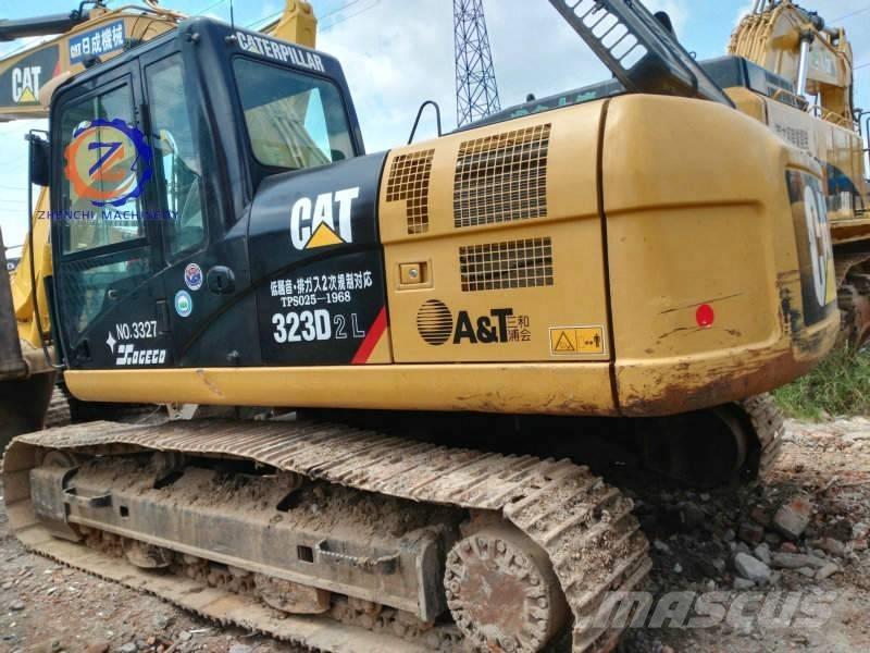 CAT 323 D L 大型油圧ショベル12t以上（パワーショベル・ユンボ）