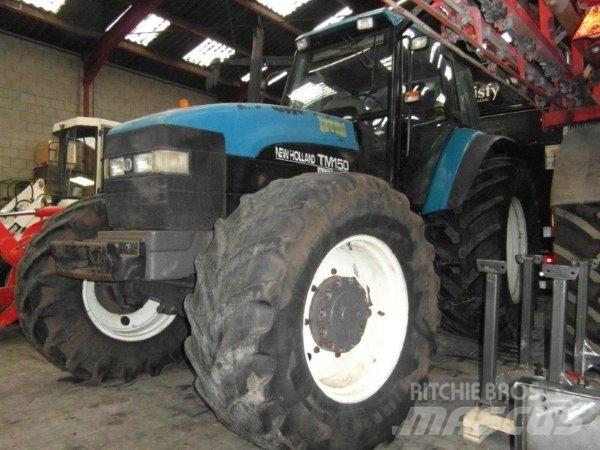 New Holland TM 150 トラクター