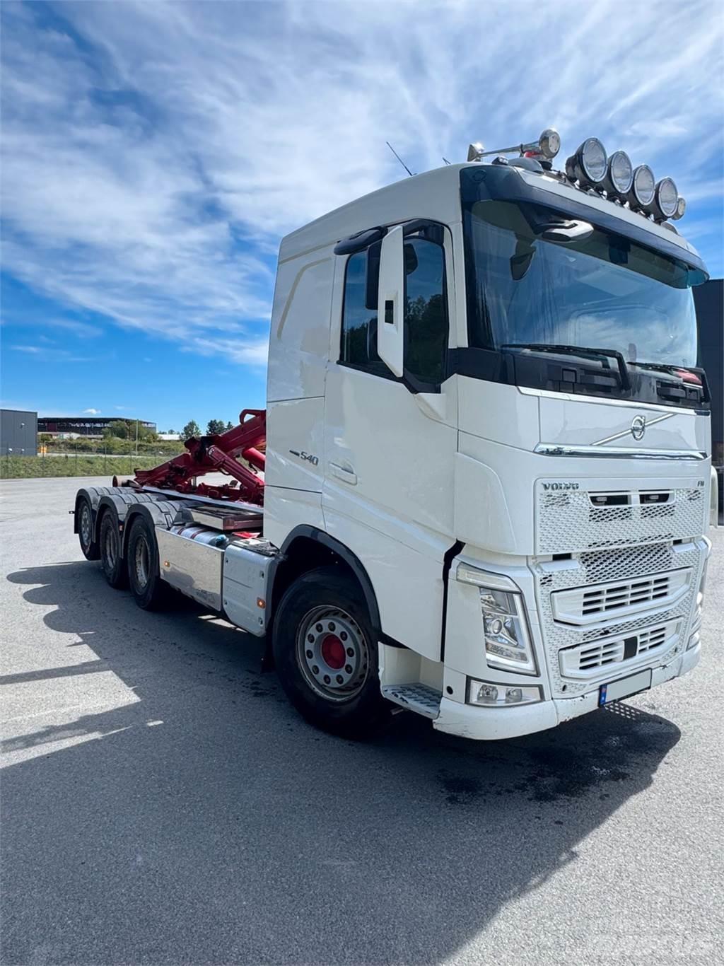 Volvo FH 540 8X4 アームロール