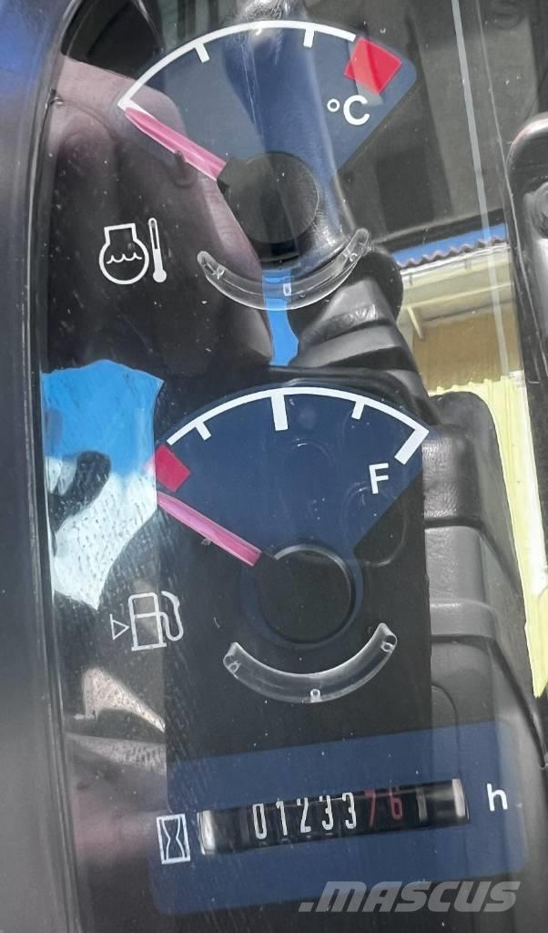 Volvo EC 35 C ミニ油圧ショベル 7t以下（ミニユンボ・ミニディガー）