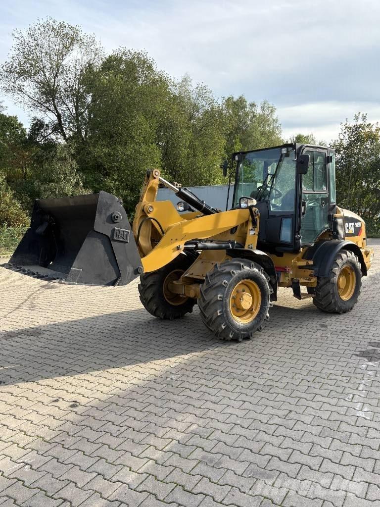 CAT 908M ホイールローダー・タイヤショベル