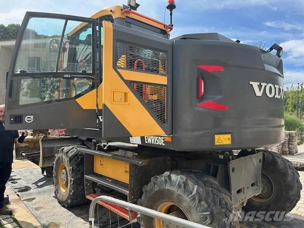 Volvo EWR150E 特殊油圧ショベル
