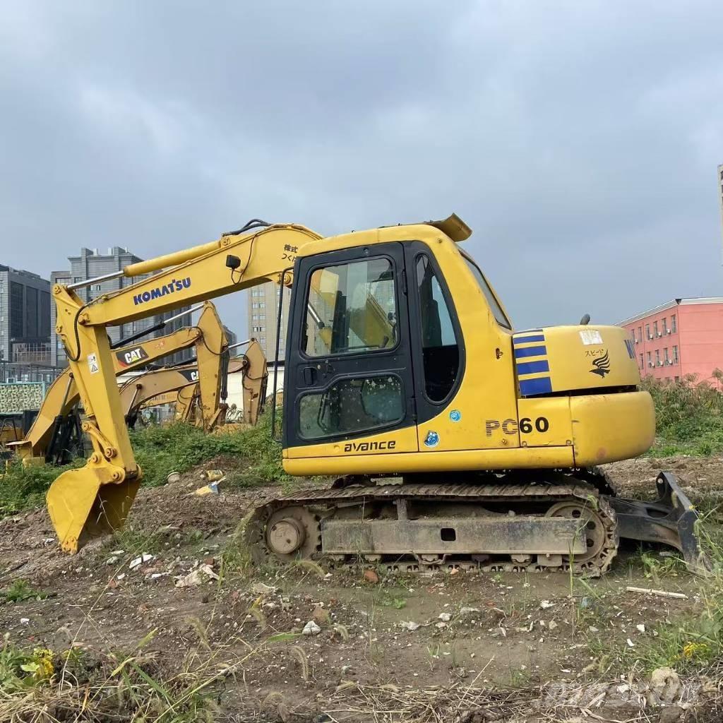 Komatsu PC 60-7 ミニ油圧ショベル 7t以下（ミニユンボ・ミニディガー）