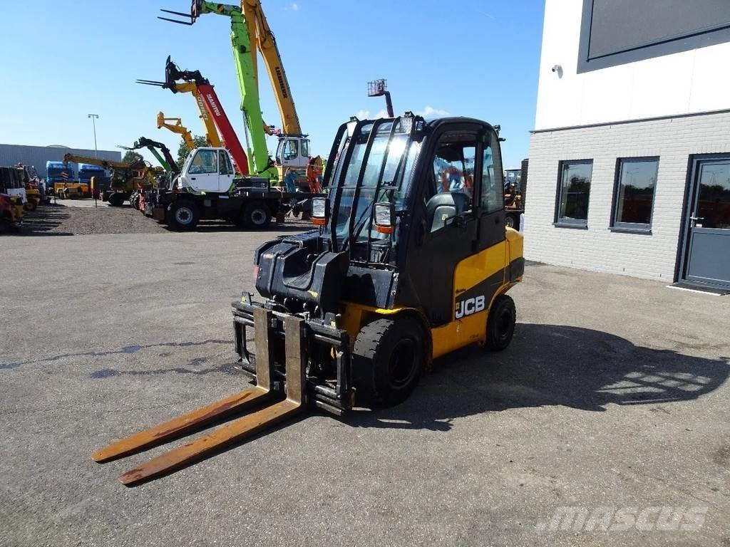JCB TLT30D テレスコーピックハンドラー