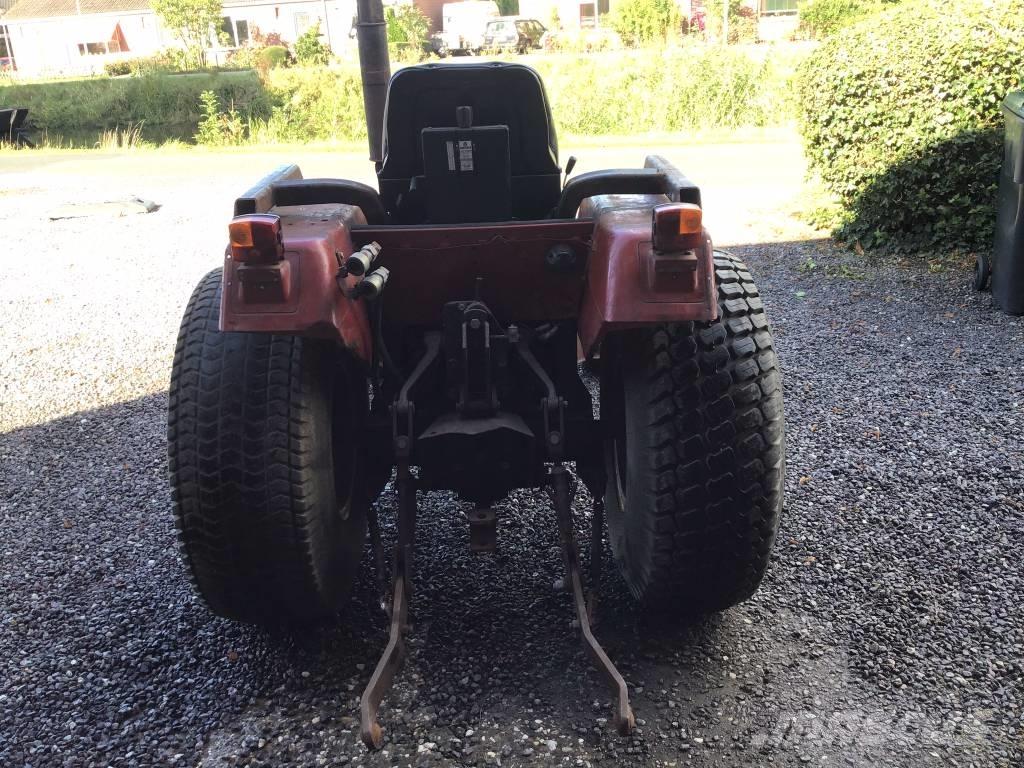 Case IH 255 トラクター