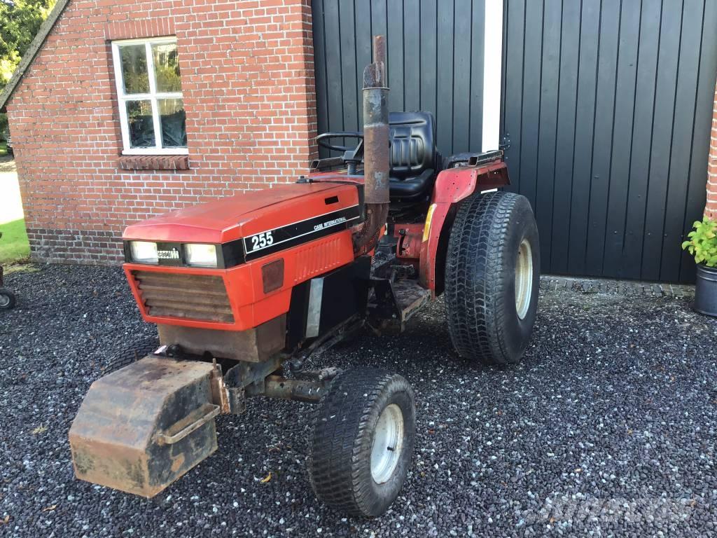 Case IH 255 トラクター