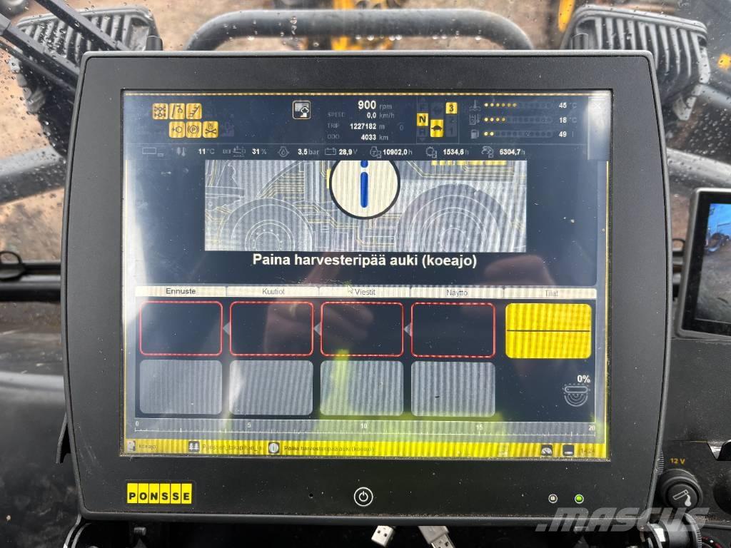 Ponsse Scorpion 8W ハーベスター
