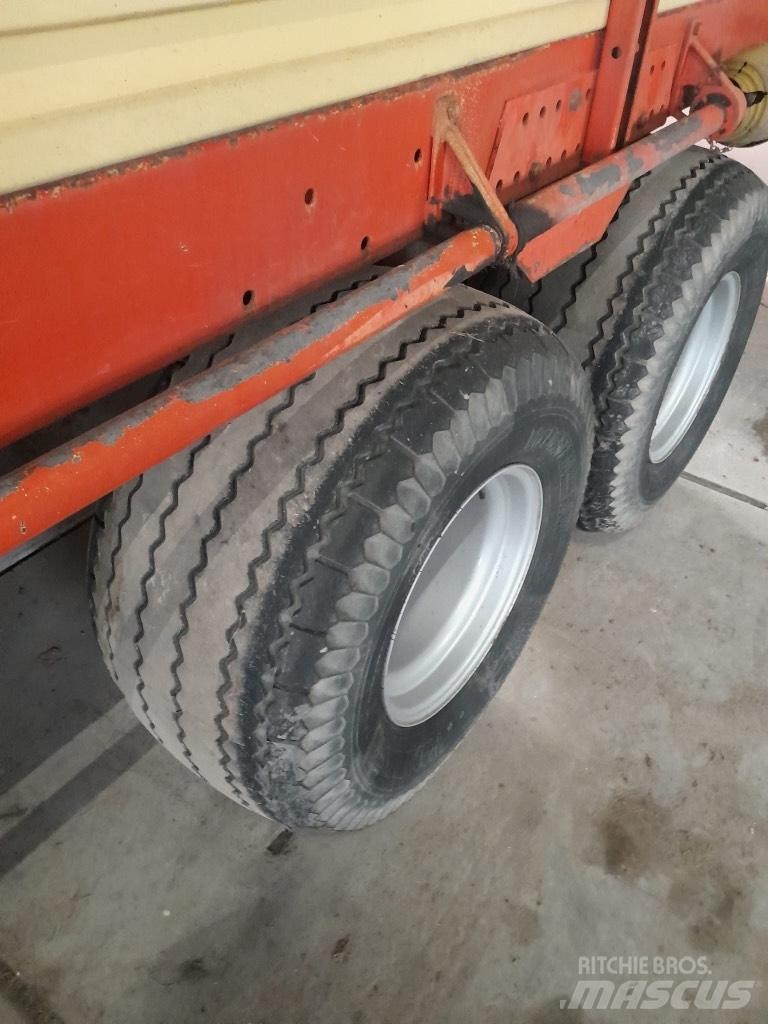 Krone Turbo 5000 セルフローディングトレーラー
