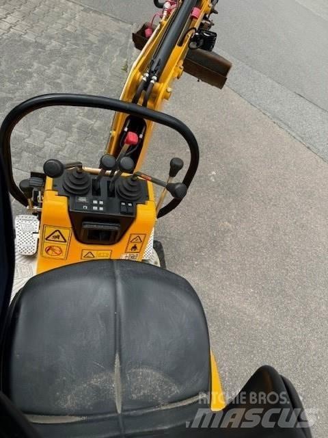 JCB 8010CTS ミニ油圧ショベル 7t以下（ミニユンボ・ミニディガー）