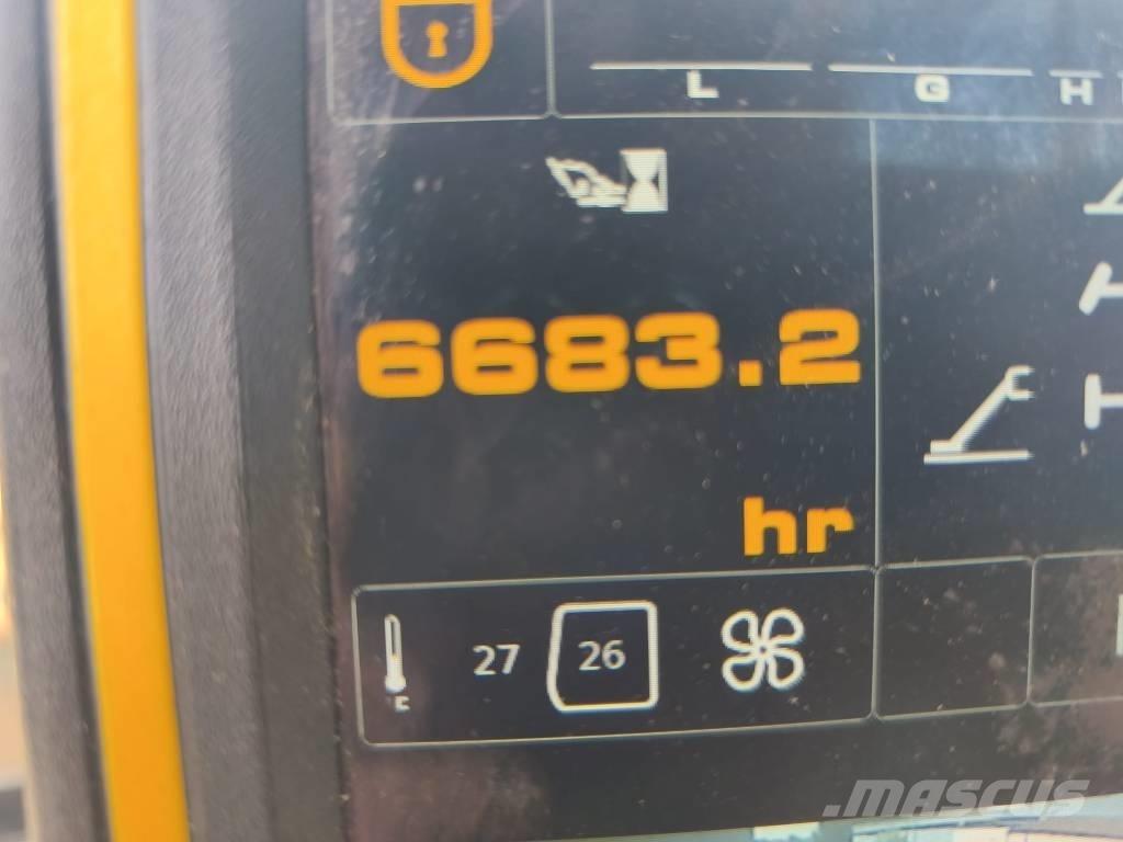 JCB JS 145 W ホイール式油圧ショベル（パワーショベル・ユンボ・バックホー）