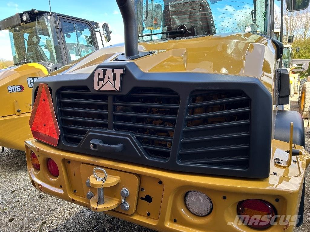CAT 906 ホイールローダー・タイヤショベル