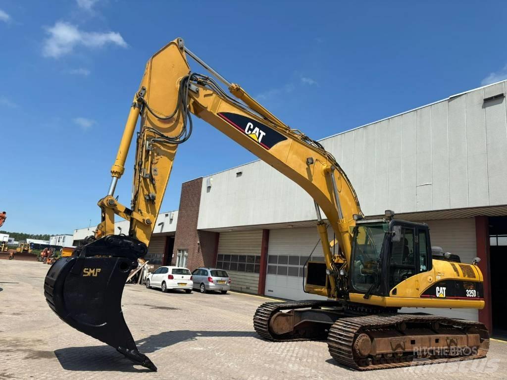 CAT 325 D L 大型油圧ショベル12t以上（パワーショベル・ユンボ）