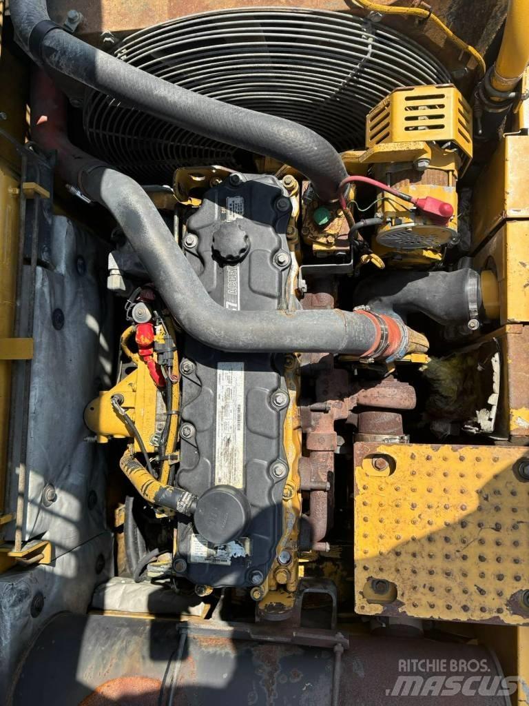 CAT 325 D L 大型油圧ショベル12t以上（パワーショベル・ユンボ）