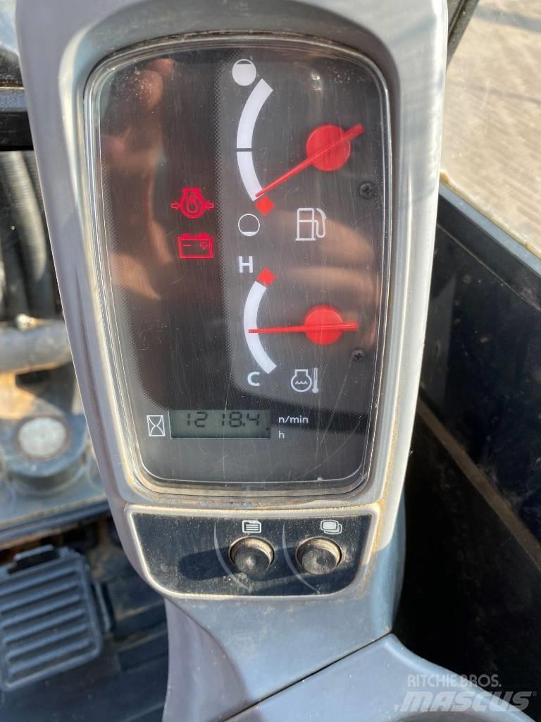 Kubota U 27-4 ミニ油圧ショベル 7t以下（ミニユンボ・ミニディガー）
