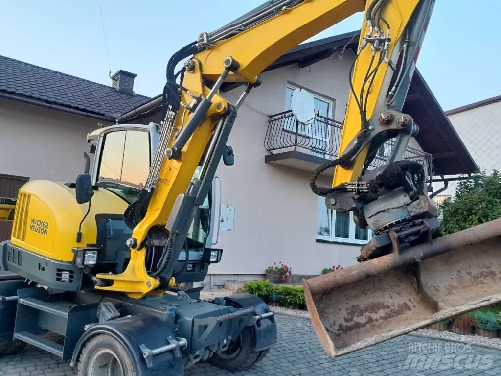 Wacker Neuson EW 65 ホイール式油圧ショベル（パワーショベル・ユンボ・バックホー）