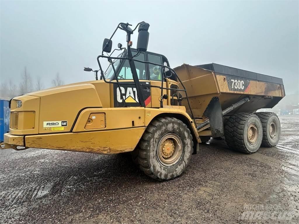 CAT 730 C アーティキュレート式ダンプトラック