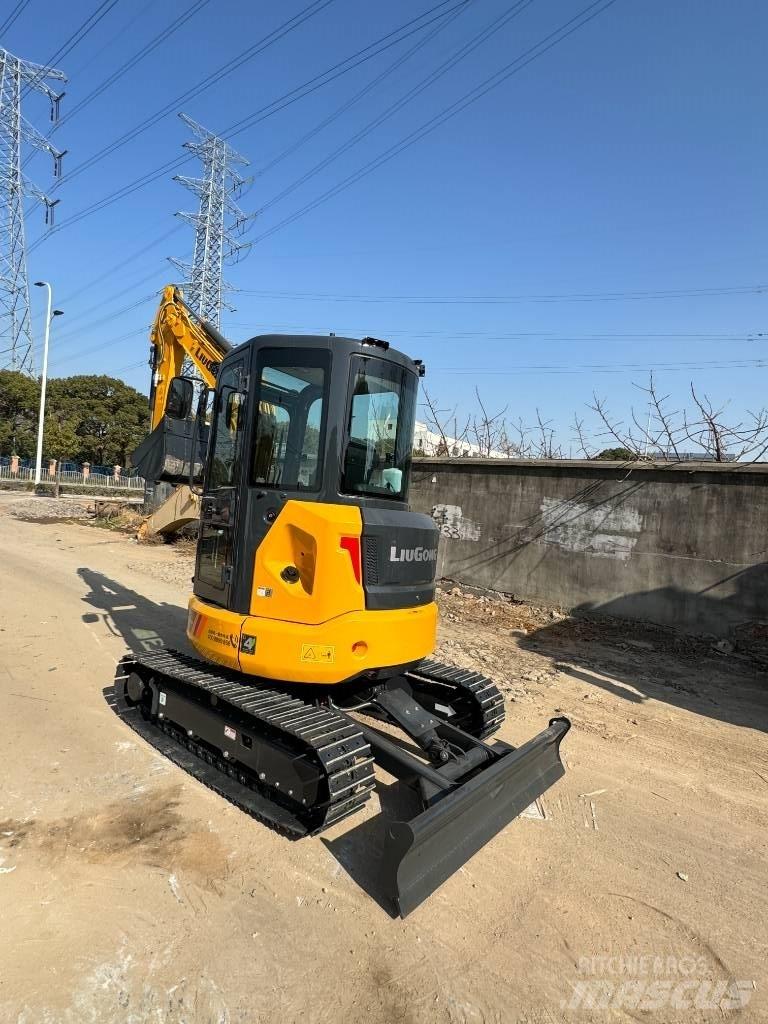 LiuGong 9035FZTSG4 ミニ油圧ショベル 7t以下（ミニユンボ・ミニディガー）