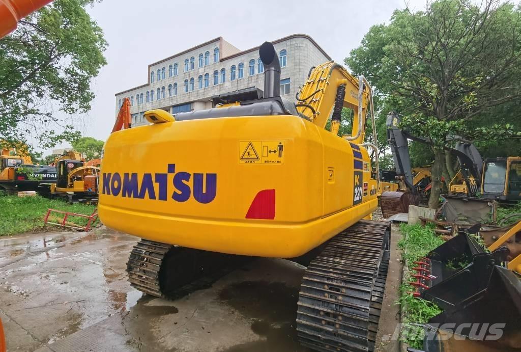 Komatsu PC 220-7 大型油圧ショベル12t以上（パワーショベル・ユンボ）